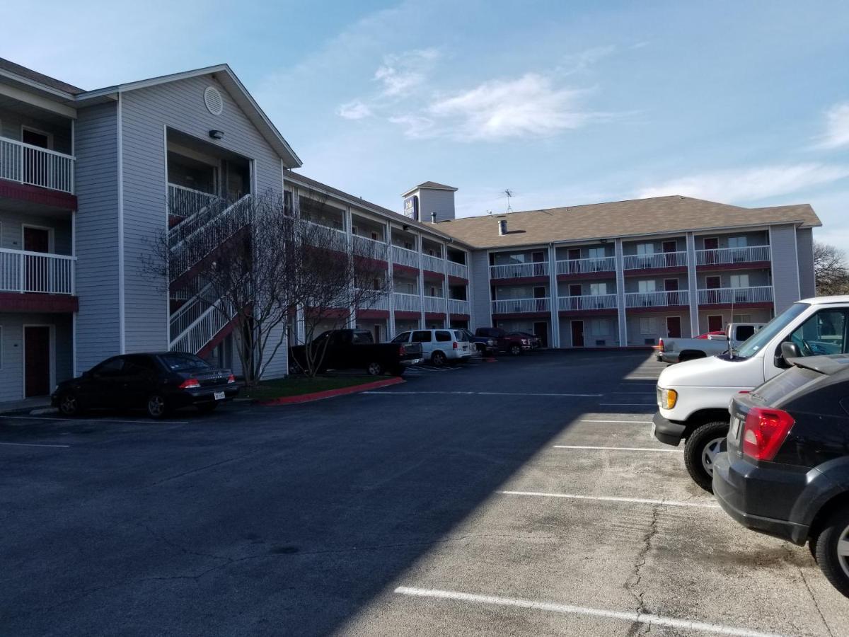 Intown Suites Extended Stay San Antonio Tx - Leon Valley North Ngoại thất bức ảnh